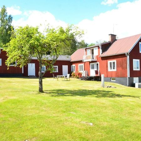 Ett Hus Med 3 Sovrum Med Supersnabba Internet Fiberanslutningen 1000Mb-100Mb I Hoeg, 7 Minuter Fran Hudiksvall Luaran gambar